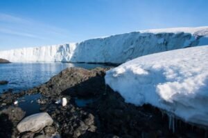 Photos-of-Antarctic-Icebergs-01 Photos-of-Antarctic-Icebergs-01